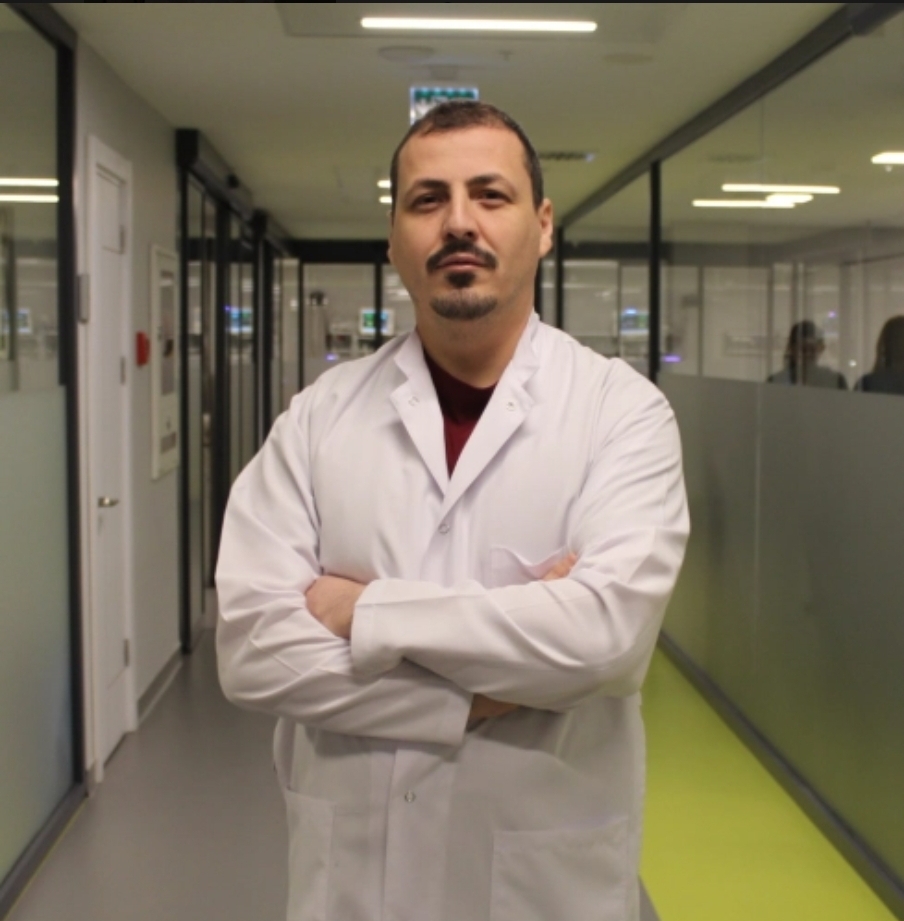 Dr. Mehmet Akdemir